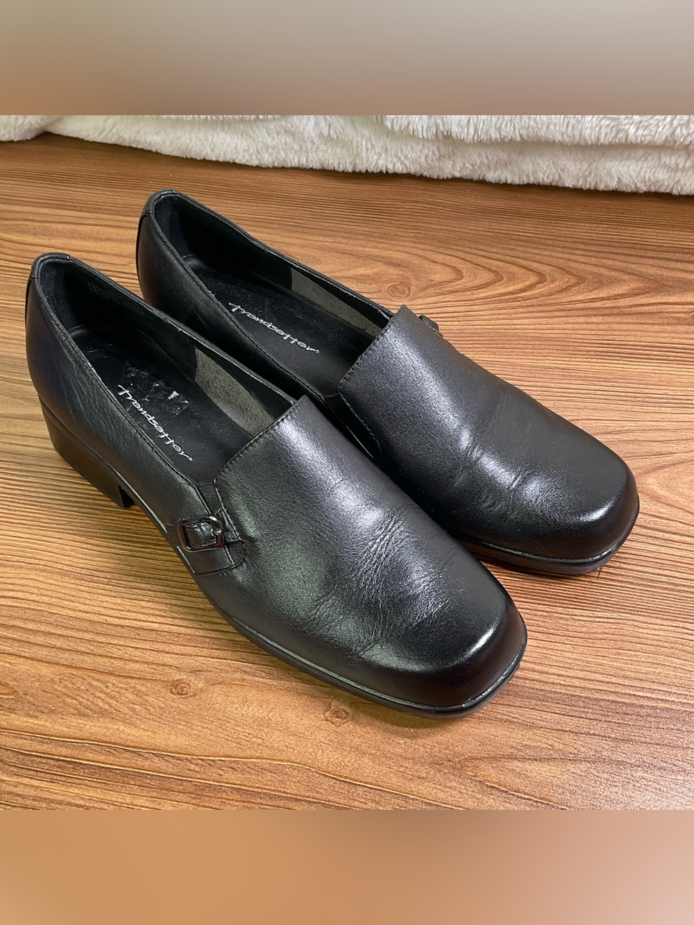 Trendsetter Women’s Black Leather Slip On Loafers Comfort Shoes Size 8M